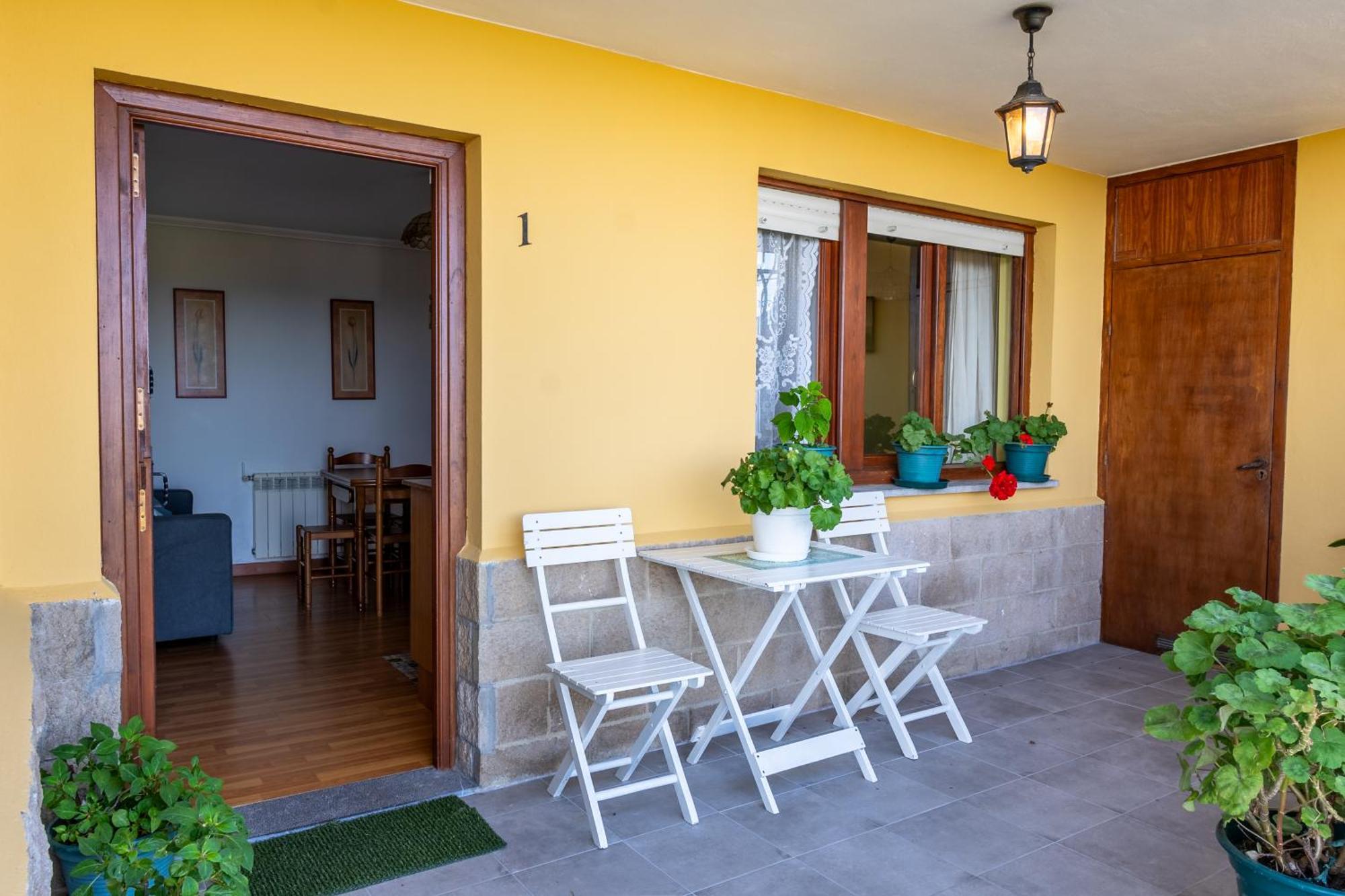 Apartamentos Olga Cudillero Luaran gambar